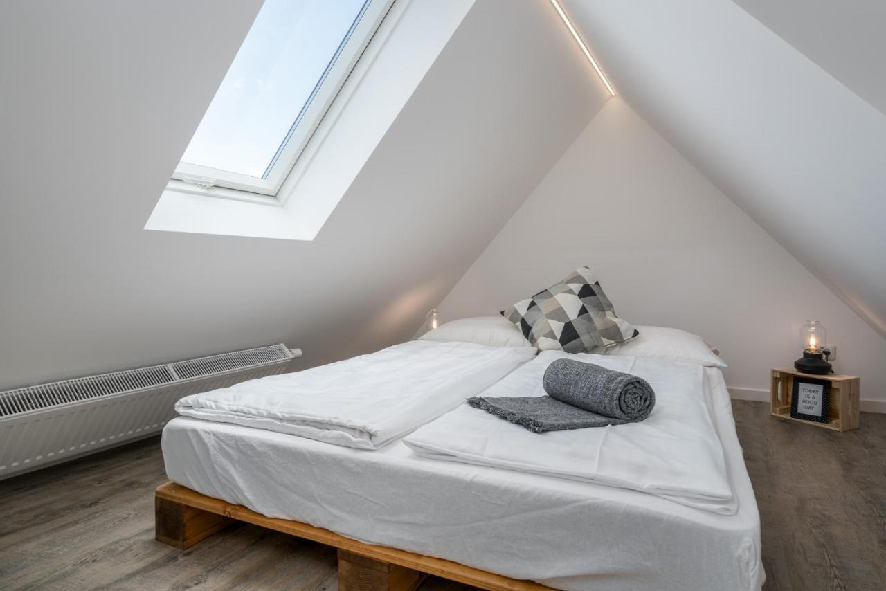 Cassel Lofts - Stilvolles Loft Im Gruenen Mit Balkon Nahe Vw-Werk Apartment Bagian luar foto